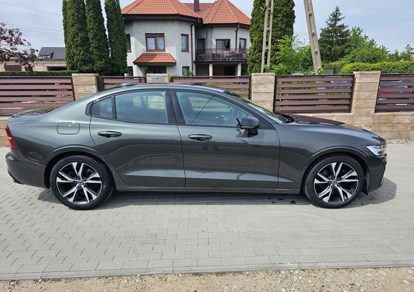 Volvo S60 cena 79900 przebieg: 50000, rok produkcji 2020 z Uniejów małe 172